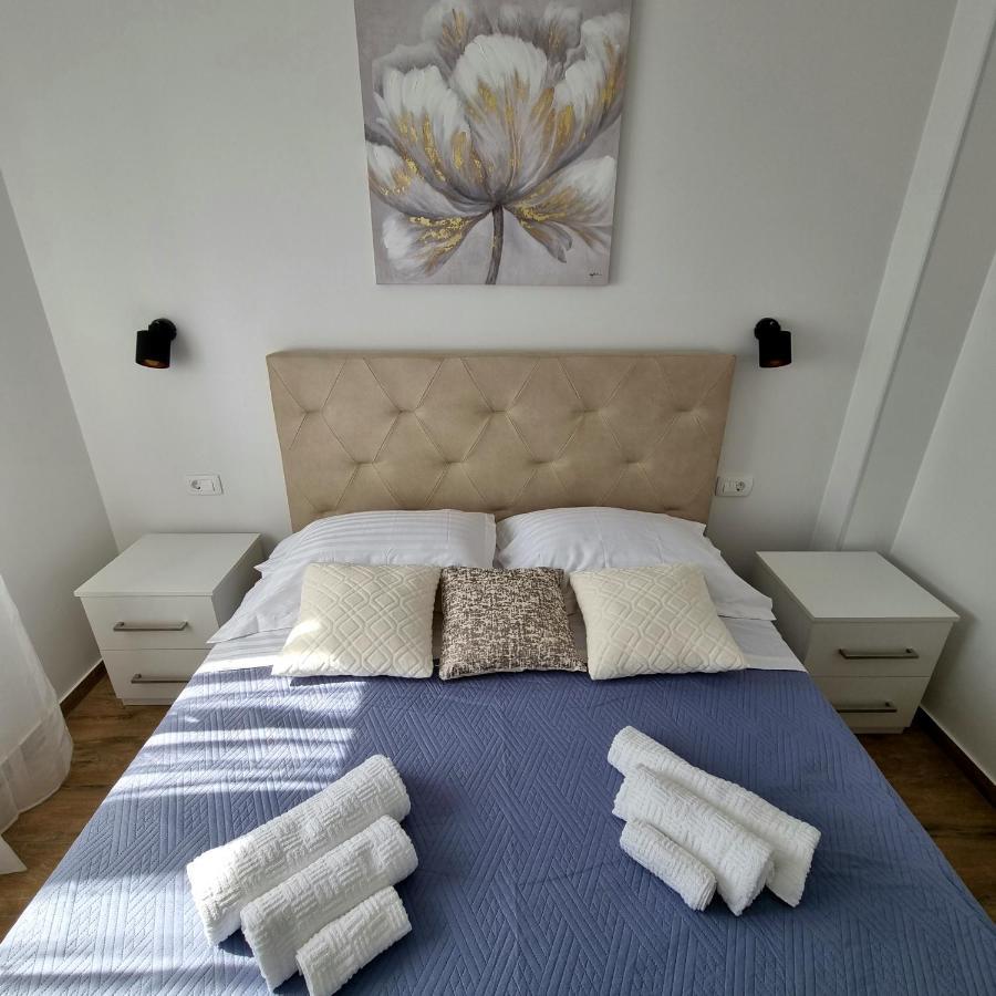 Apartments Happiness Trogir Extérieur photo
