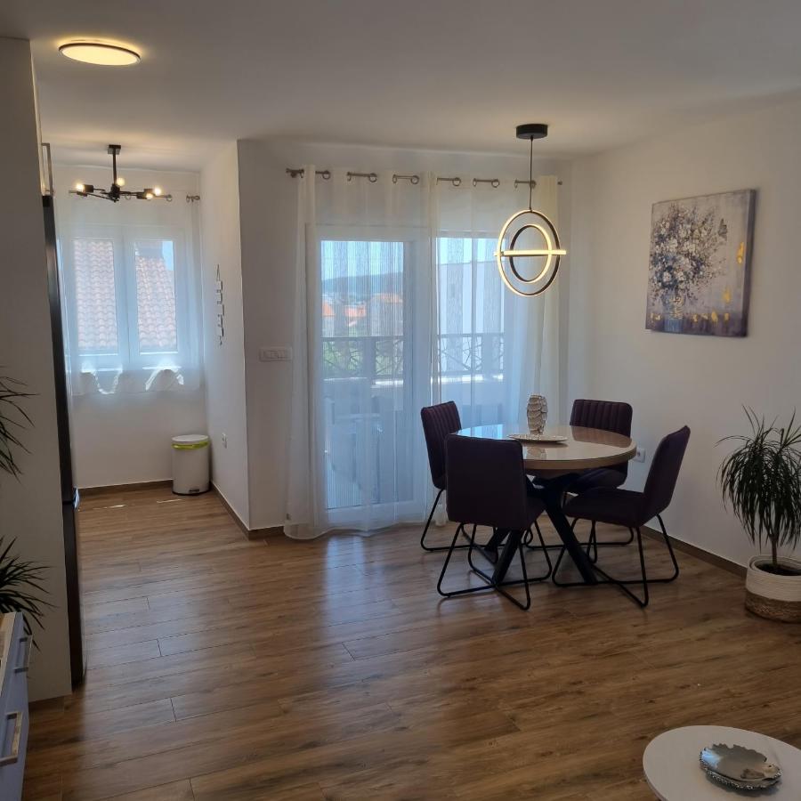 Apartments Happiness Trogir Extérieur photo